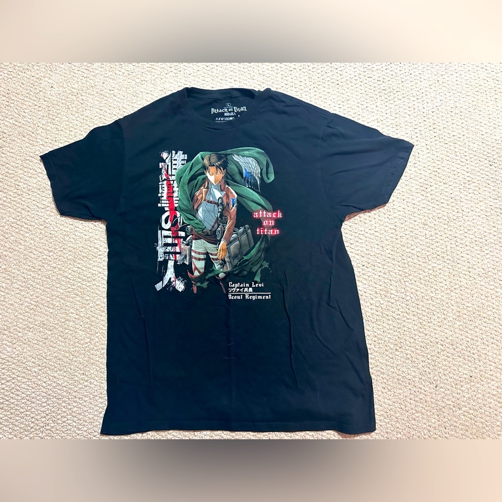 Black Attack on Titan Captain Levi Scout Regiment tee size Large #anime